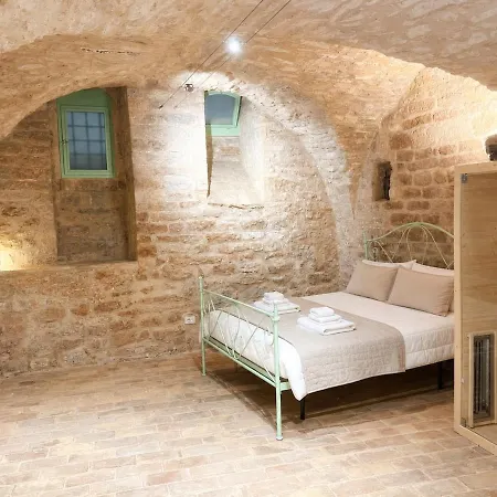 Apartment In Pietra Con Sauna Nel Cuore Di
