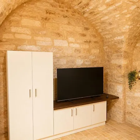 In Pietra Con Sauna Nel Cuore Di Apartamento *
